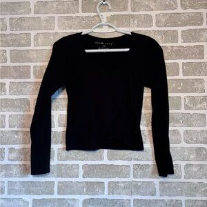 Tight black cropped long sleeve. Brand is Eye Candy. In good condition